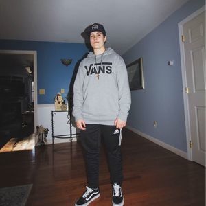 Meet your Posher, Sam